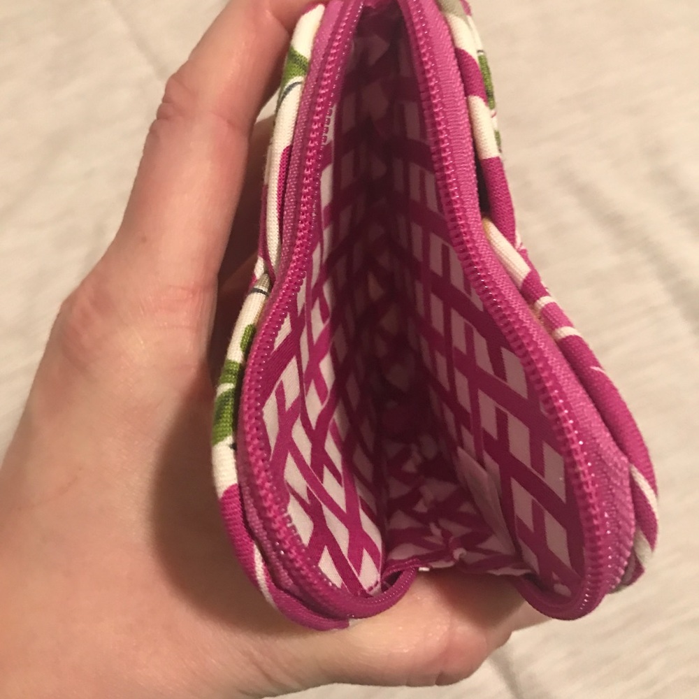 NWOT Vera Bradley heart coin case - Picture 6 of 7